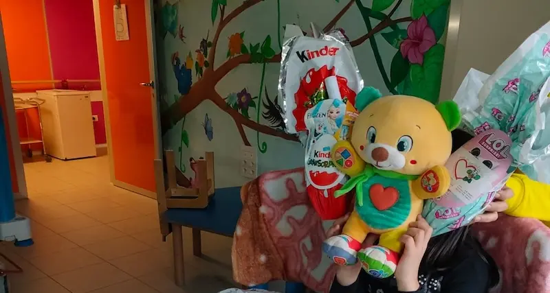 Nuoro. Uova di Pasqua donate ai bimbi ricoverati al San Francesco