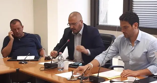 Da 4 a 6 province. Emiliano Deiana: “E’ necessario che la Regione si spogli di molte competenze”