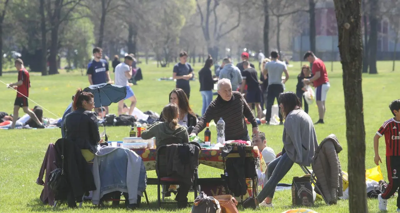 Medici famiglia: \"Boom infreddature e gastroenteriti da Pasquetta\"