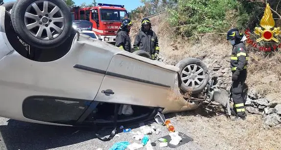 Incidente sulla Sp 8 Aritzo-Gadoni: fuori strada con l’auto