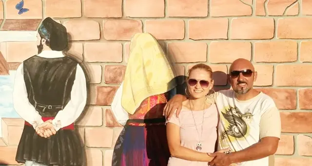 Il murale di Luca Cocco e Agnes Zimmermann ai sestesi: “Il nostro grazie per come ci avete accolto”
