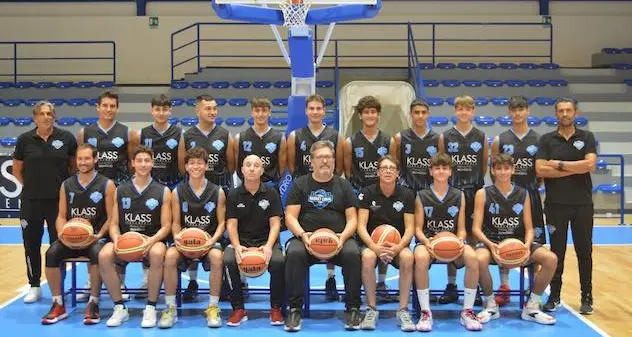 Basket: la Klass Coral Alghero si \"tuffa\" nei play-off