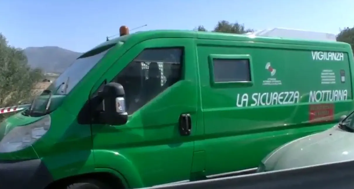 Assalto al furgone portavalori. Controlli e perquisizioni a tappeto, tra il Sulcis e la Sardegna centrale
