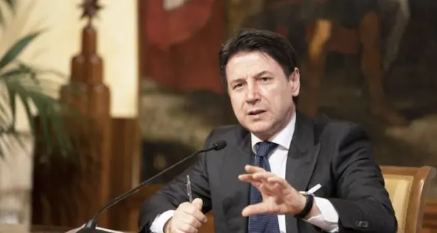 Crisi di Governo. Conte lunedì alla Camera per la fiducia e martedì al Senato