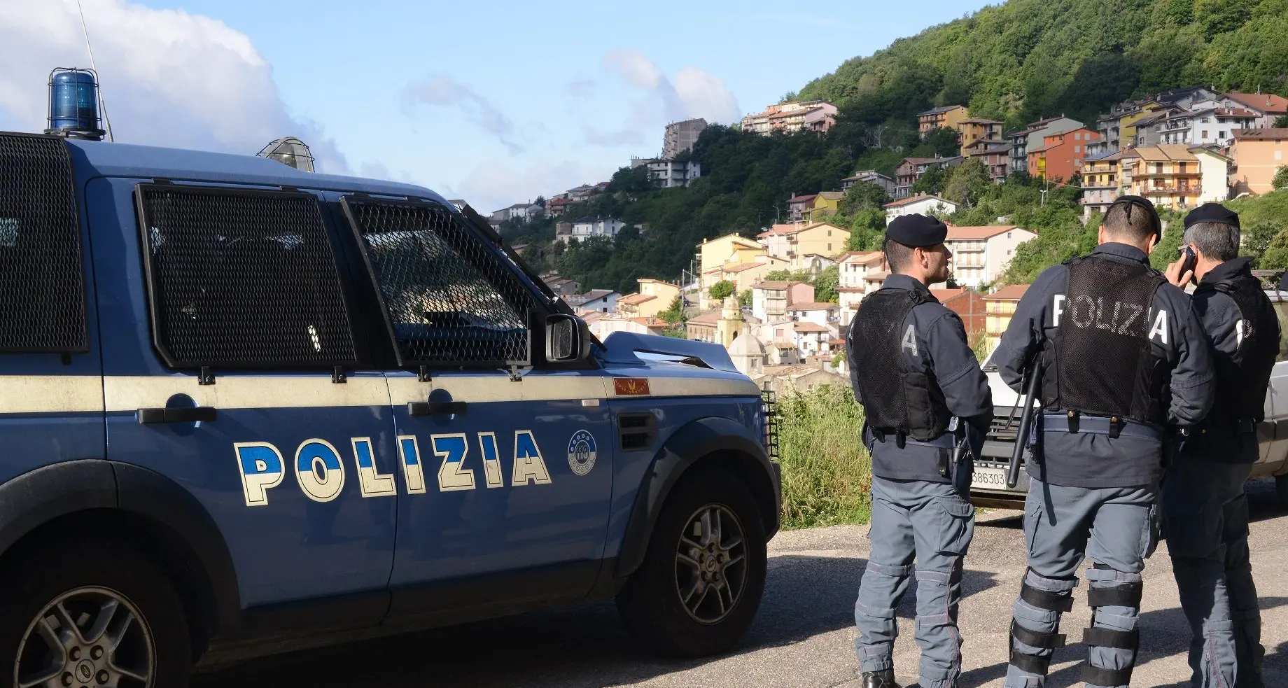 Intensificati i controlli da parte della Questura: locali pubblici passati al setaccio, controllate 1104 auto, identificate 1142persone, eseguite 14 perquisizioni