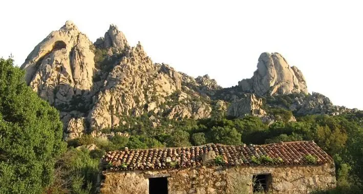 Sei al mare in Sardegna e vuoi cambiare? ITINERARI ALTERNATIVI – Olbia e il Nord-Est