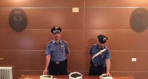 Arrestato dai Carabinieri un meccanico trovato con 3,5 kg di droga