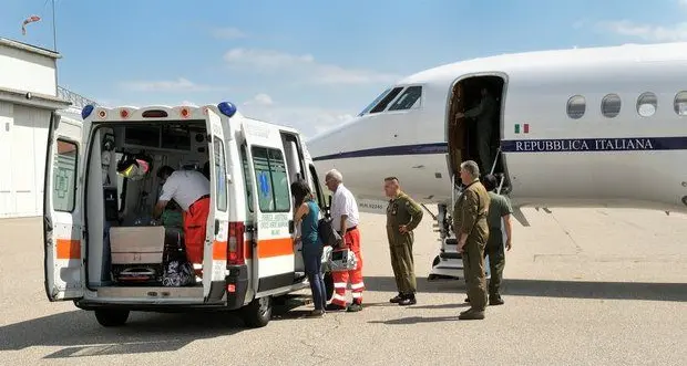 Trasporto sanitario per un bimbo di 4 anni con il Falcon 50 del 31mo Stormo dell'Aeronautica militare