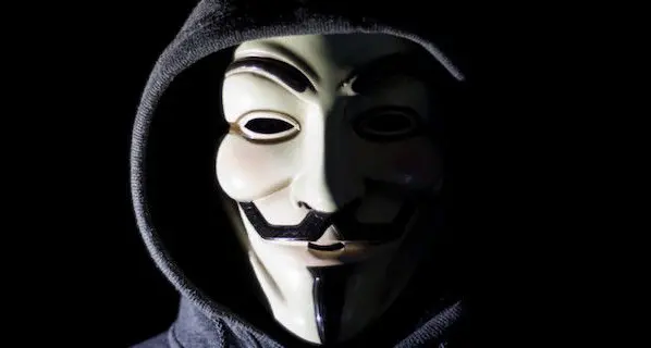 Hacker di Anonymous all'università di Cagliari: denunciati due studenti