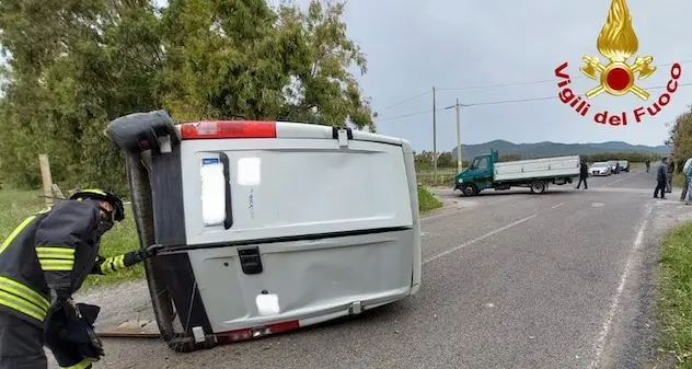 Alghero. Incidente sulla strada per Porto Ferro, due feriti