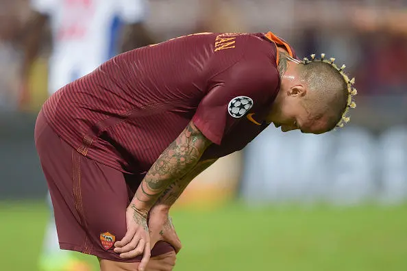 ROME, ITALY - AUGUST 23:  AS Roma player Radja Nainggolan show his dejection during the UEFA Champions League qualifying play-offs match between FC Porto and AS Roma on August 24, 2016 in Rome, Italy.  (Photo by Luciano Rossi/AS Roma via Getty Images)