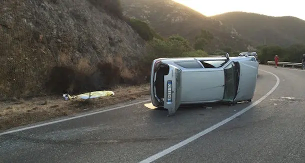 Incidente mortale tra Domus de Maria e Chia: morto un falegname di 46anni