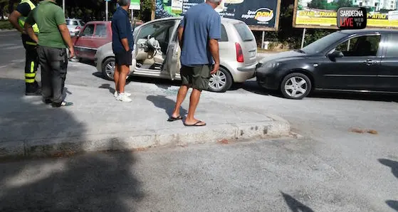 Impiegato rapinato a Cagliari: bottino da 50 mila euro