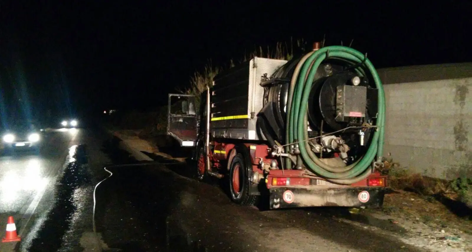 Maracalagonis. Autospurgo dato alle fiamme nella notte