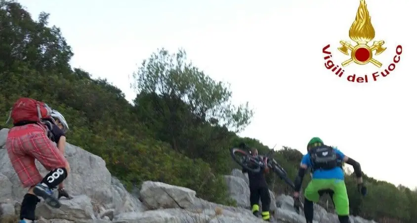 Un gruppo di bikers svizzeri dispersi sul Monte Tuttavista. Allertati i Vigili del fuoco