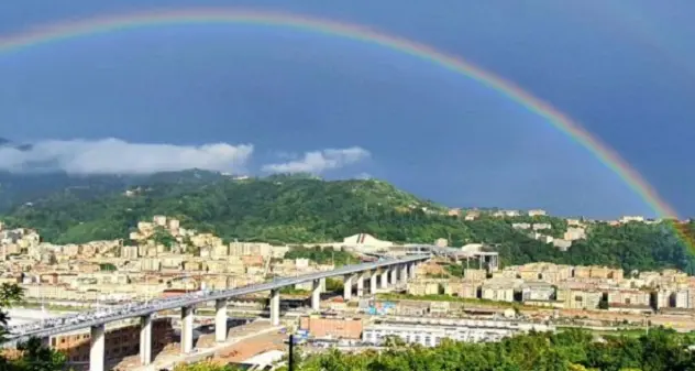 A Genova inaugurato il nuovo ponte San Giorgio, quasi due anni dopo la tragedia del Morandi