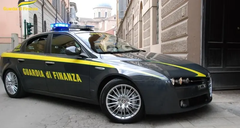 Rifiuti, appalti irregolari nel Reggiano: perquisizioni anche in Sardegna