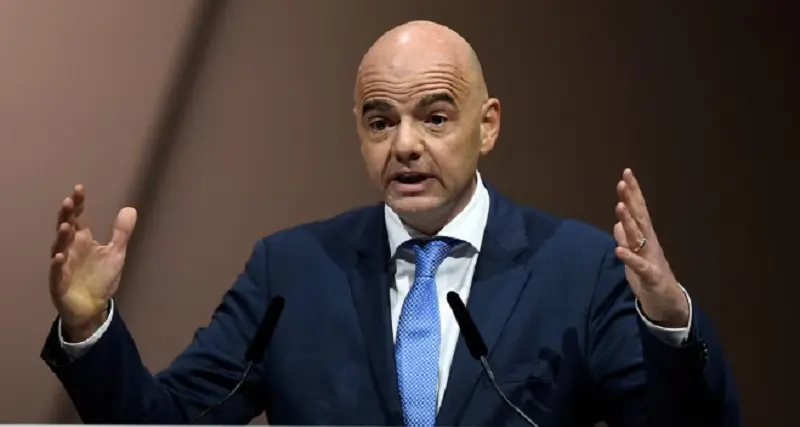 Calcio: \"Infantino, ha tifato Inter\", l'ira dei tifosi del Cagliari