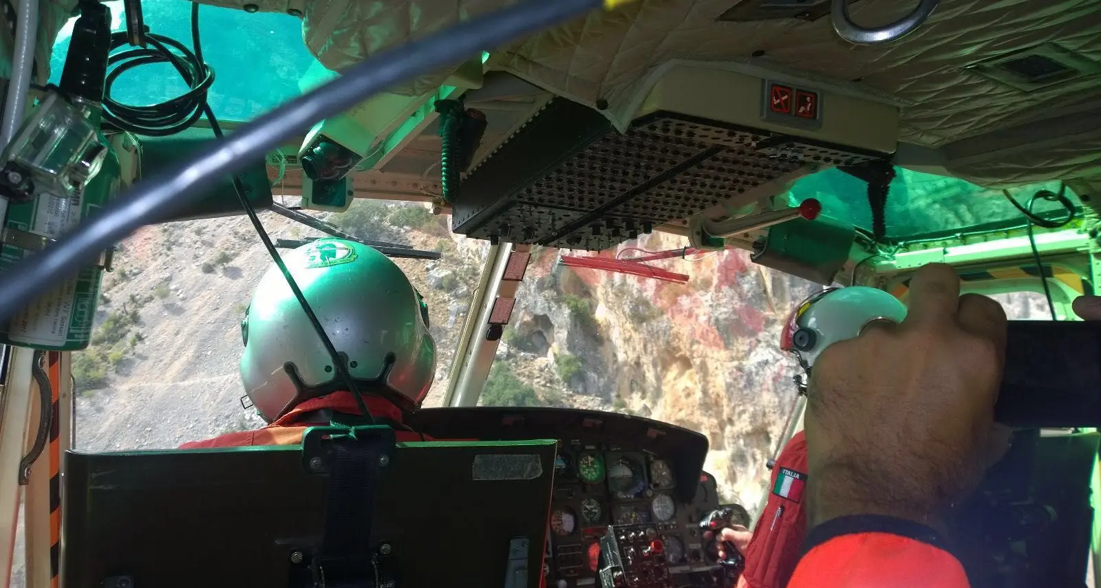 Donna olandese soccorsa dai Vigili del fuoco durante un'escursione nel canyon di Gorroppu