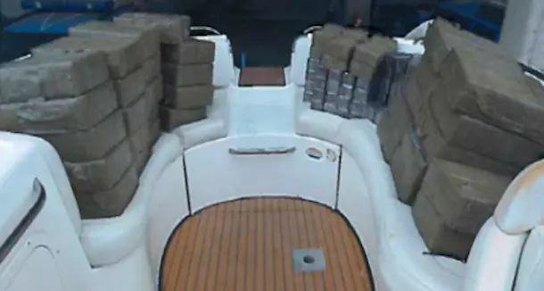 Nascondevano 500 kg di droga nella barca: arrestati due cagliaritani