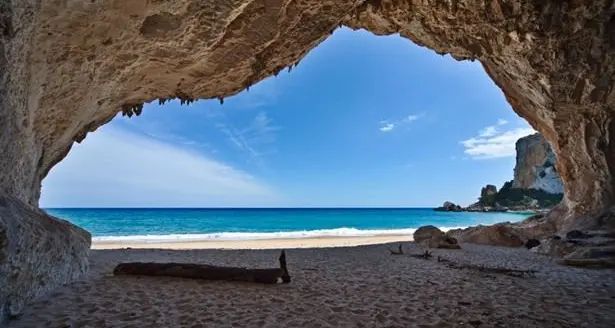 Alcune spiagge sarde diventano set per lo spot della lotteria nazionale irlandese