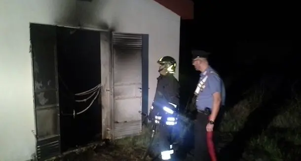 Attentato incendiario nell'ex scuola di Polizia penitenziaria