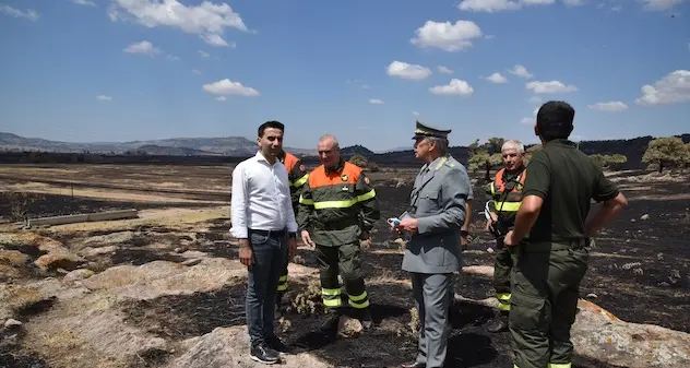 Incendi, sopralluogo dell’assessore Lampis a Bonorva