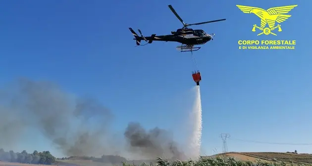 L'Isola in fiamme: incendi a Carbonia, Nurri e Villacidro