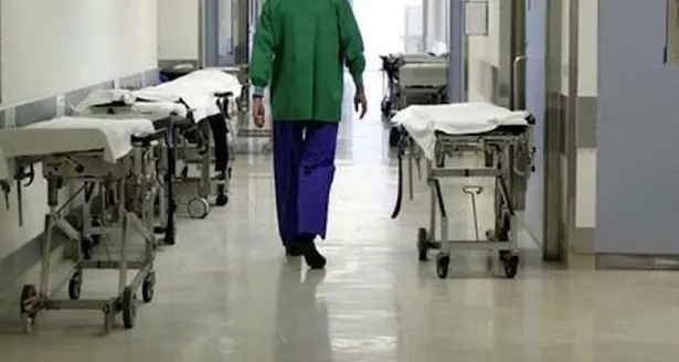 Feto di circa tre mesi ritrovato nella biancheria sporca dell'ospedale