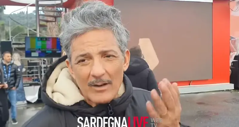 25 aprile, ironia Fiorello: \"Meloni ha parlato di fascismo, ora manca solo 'anti'\"