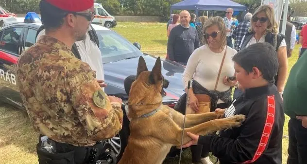 I carabinieri di Alghero partecipano alla manifestazione “L’autismo va in meta”