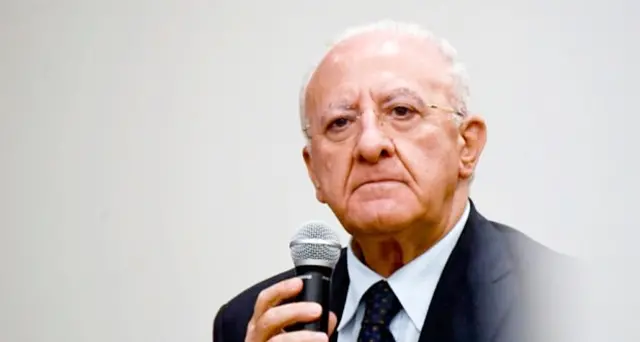 Vaccino Covid, De Luca: \"La Campania ha esaurito le dosi\"