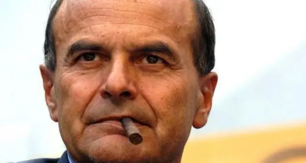 Bersani: “Crisi di Governo? Non è che Renzi sia Mandrake\"