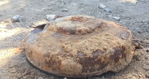 Mina anticarro della seconda guerra mondiale trovata a Bari Sardo