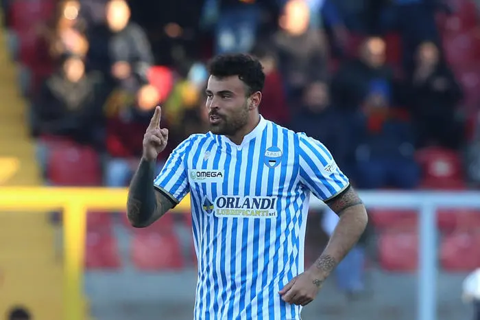 Spal\\'s Andrea Petagna jubilates after scoring the goal during the Italian Serie A soccer match US Lecce vs Spal at the Via del Mare stadium in Lecce, Italy, 15 February 2020. ANSA/MARCO LEZZI