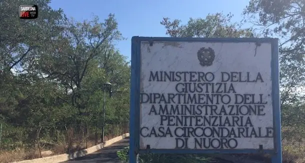 Minori seviziate: il 19enne non risponde davanti al Gip