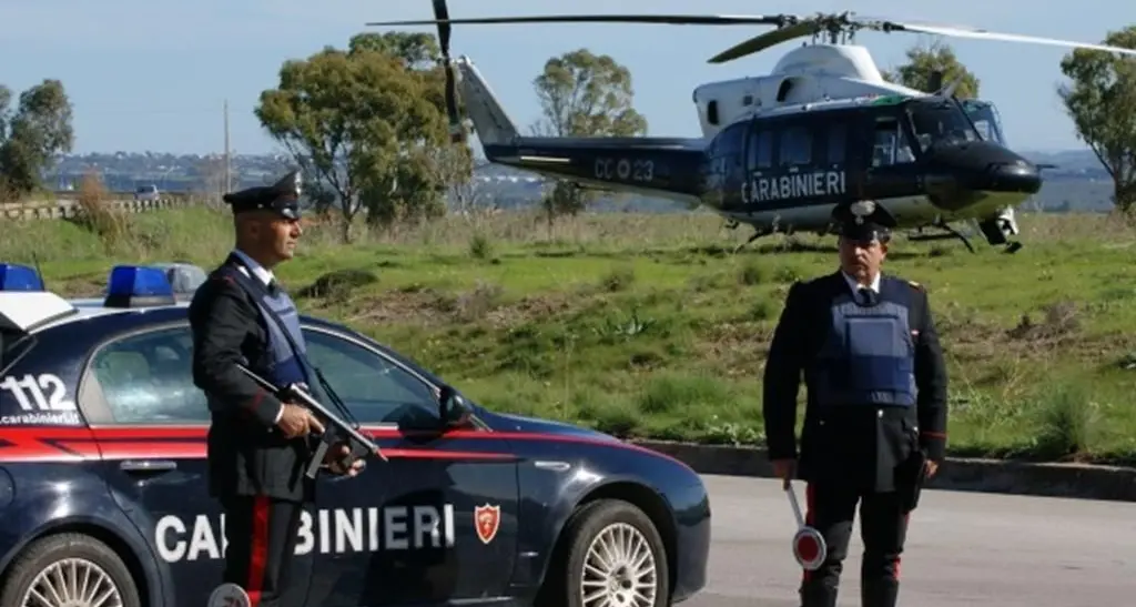 Maxi operazione dei Carabinieri. Riciclavano il denaro provento di rapine a furgoni portavalori e ai Bancomat per investirli nella droga