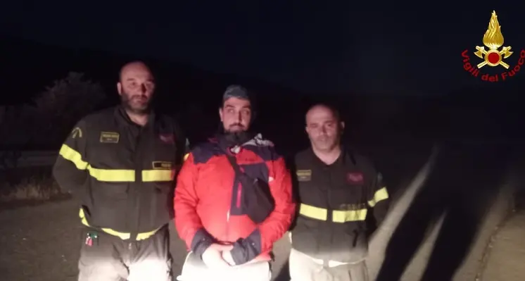 Orgosolo. Si perde nel Supramonte: salvato dai Vigili del fuoco