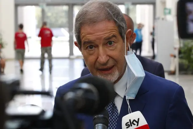 Rimini: meeting privi di meraviglie restiamo sordi al sublime\\r21 08 2020:\\rWalter Ricciardi presidente della III sezione del Consiglio superiore di sanit\\u00E0\\rVittadini Giorgio\\r\\r\\r\\r\\r\\rnella foto  ANSA/PASQUALE BOVE