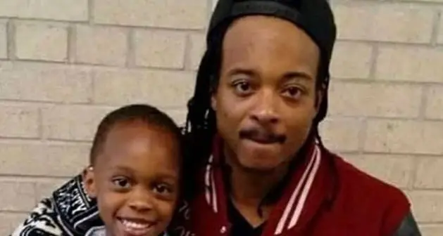 Paralizzato dalla vita in giù Jacob Blake, l'afroamericano sparato dai poliziotti