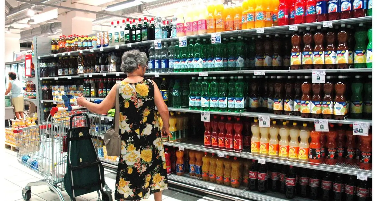 Esperto obesità: \"Sugar tax? Riduce consumi ma sola non basta\"