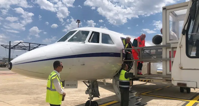 Volo sanitario urgente da Cagliari a Milano per un neonato