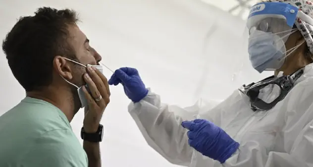 Coronavirus. Report Iss: con feste rischio crescita casi più rapida di novembre