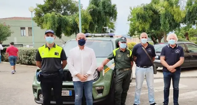 Barracellare, nuovi agenti e nuovo automezzo: “Buon lavoro al Capitano Albero Mele e ai nostri agenti”