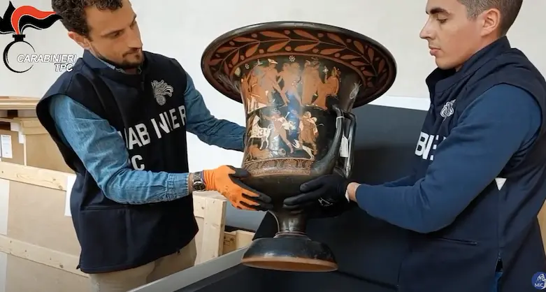 Carabinieri riportano in Italia 600 opere d'arte Usa