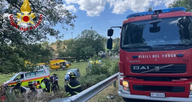 Terribile incidente alle porte di Ovodda: centauro in gravi condizioni