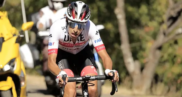 Aru si ritira dal Tour de France: è una crisi senza fine