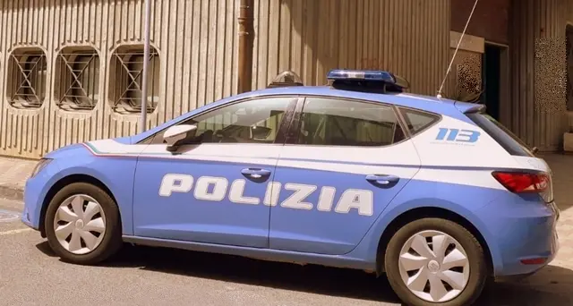 Doveva essere ai domiciliari ma i poliziotti lo trovano in via Premuda: arrestato