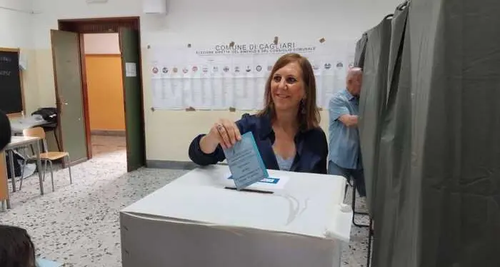 Amministrative Cagliari, Alessandra Zedda ha votato