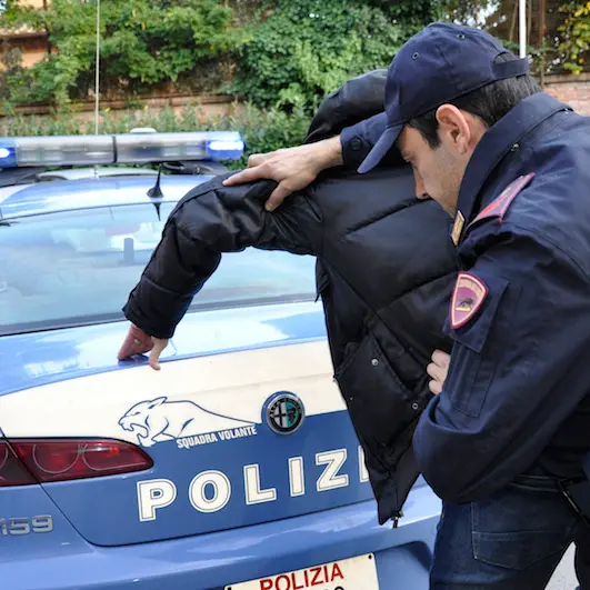 Cagliari. Estorcono denaro a un'anziana col \"trucco del falso carabiniere\", arrestati